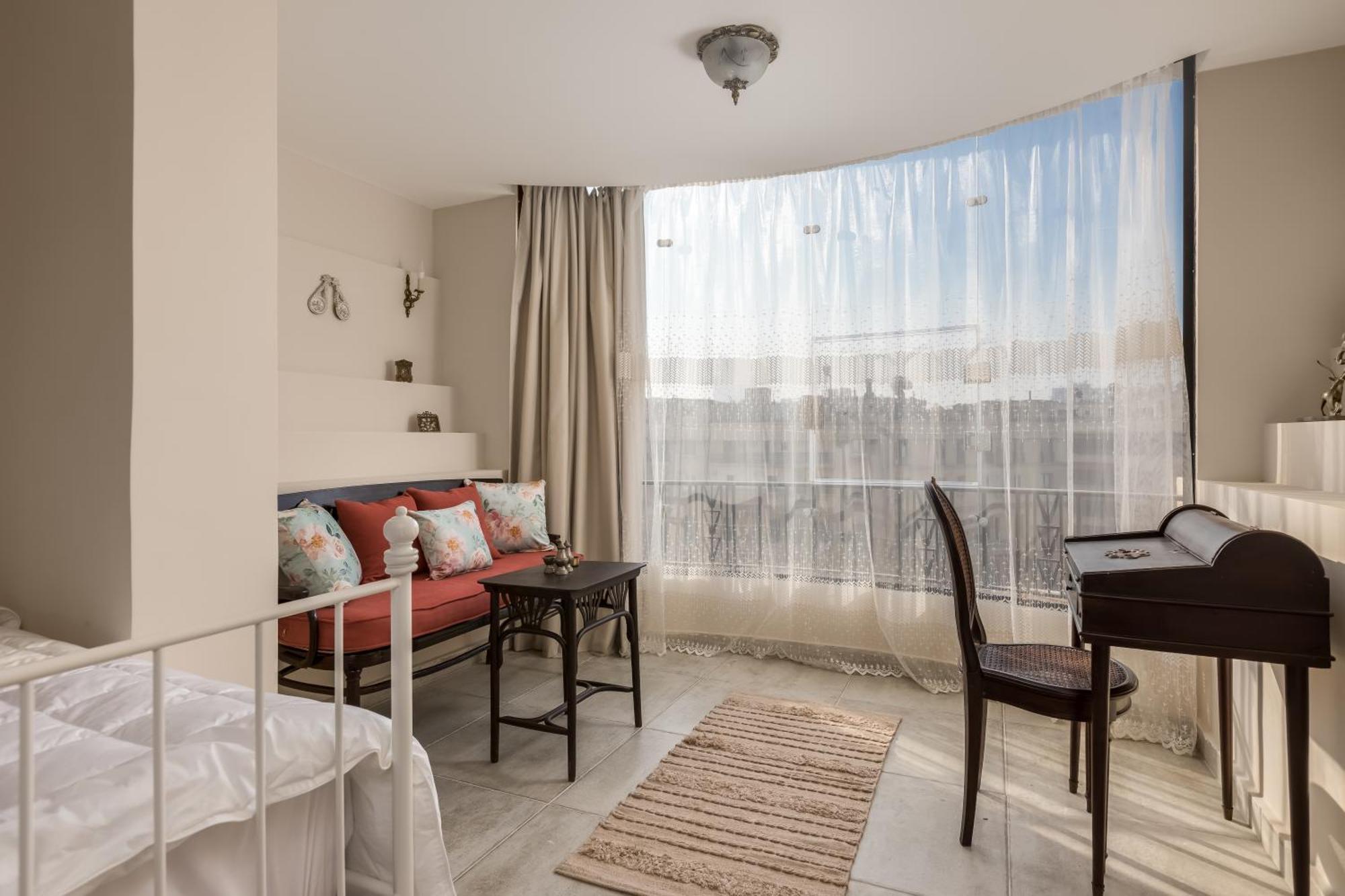 Sunny Vintage Haven Dual Balcony, Panoramic View Apartamento *