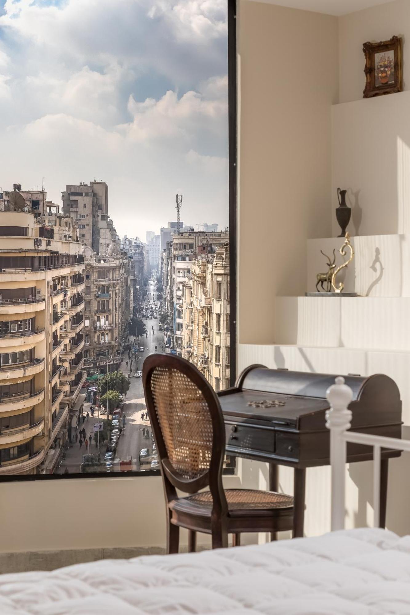 Sunny Vintage Haven Dual Balcony, Panoramic View Apartment *