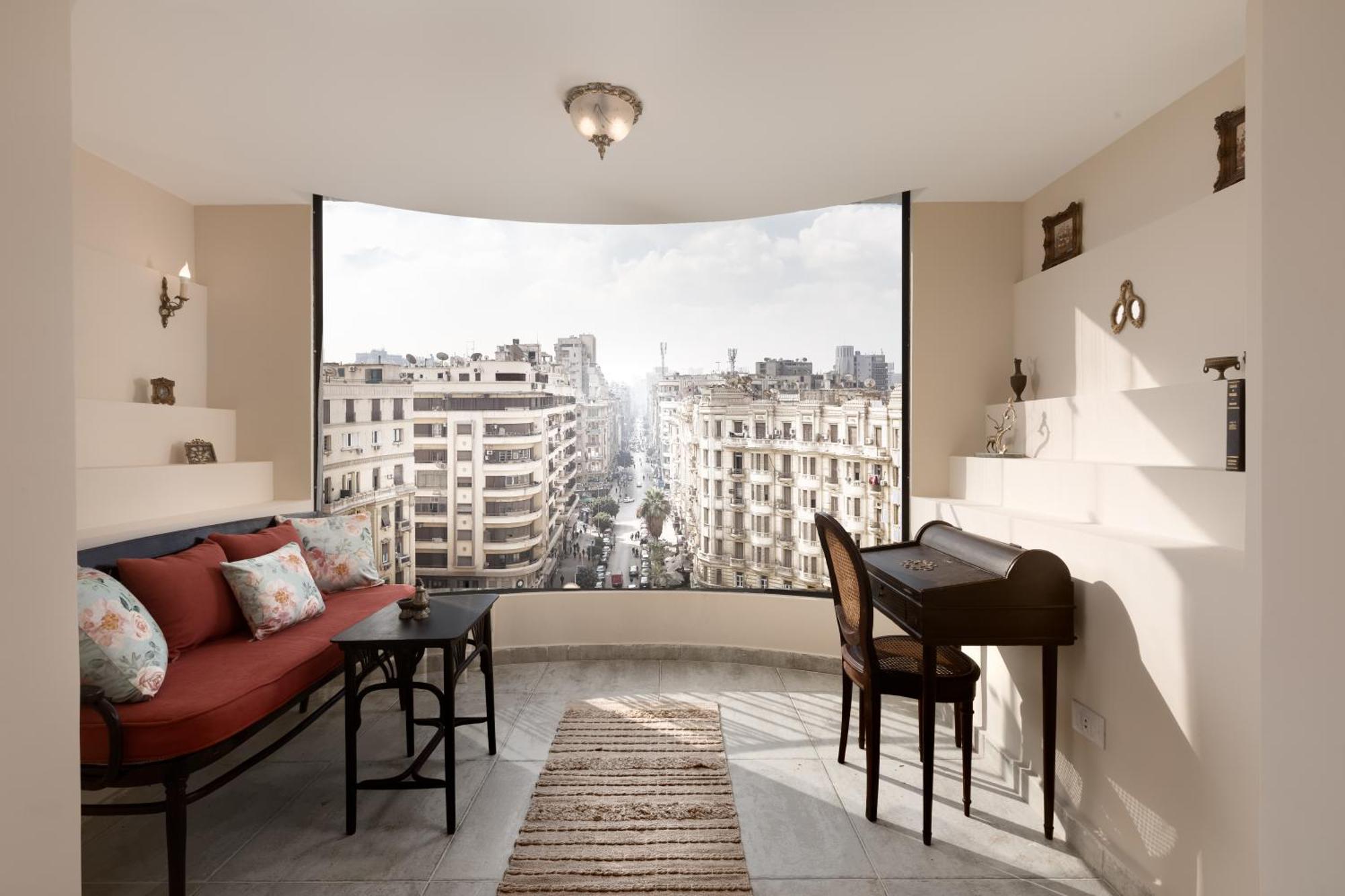 Sunny Vintage Haven Dual Balcony, Panoramic View Cairo